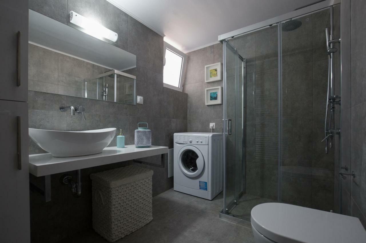 Chalepa Boutique Apartment Hriszí Aktí Haniá Kültér fotó